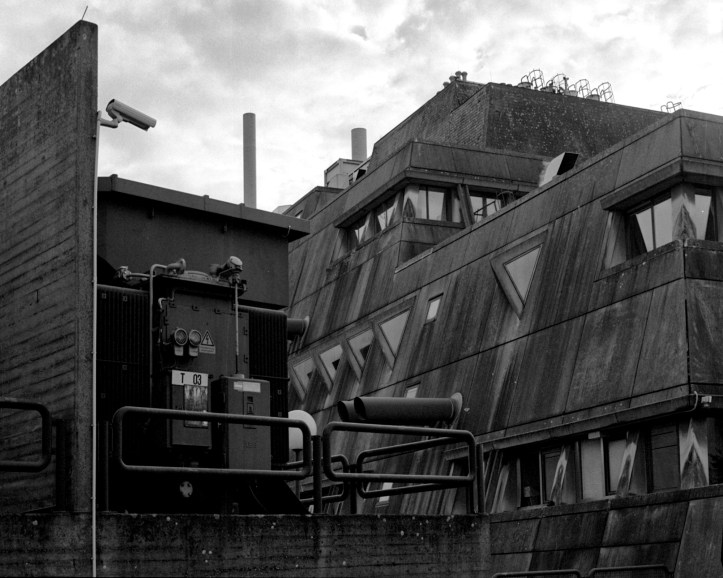 Forschungseinrichtungen - Bronica SQ-A, Kodak Tx400